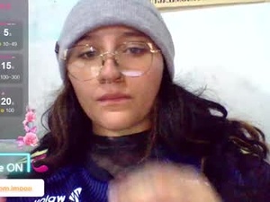 naomi_moon3's webcam