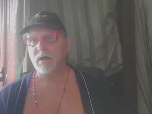 nastydaddyfatcock15's webcam