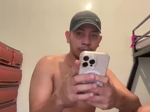 naughty_alex25's webcam