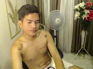 naughty_angelo's webcam