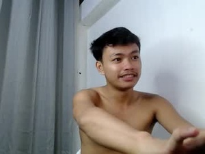 naughty_ceejay's webcam