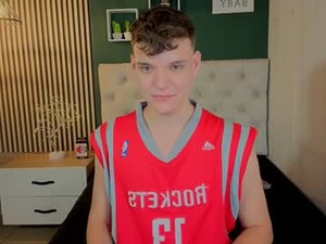 naughty_twink_'s webcam
