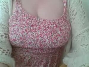 naughtymommyxx's webcam