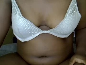 naughtynova38's webcam
