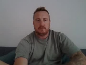 naughtyplum8er's webcam