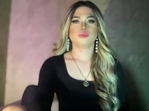 naughtyrosecum's webcam
