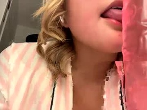 nevaehk69's webcam