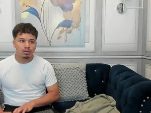 nick_salvarore's webcam
