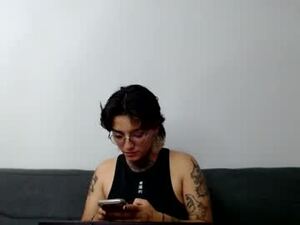 nicky_cloud's webcam