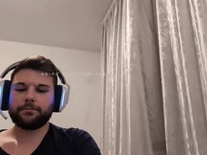 nicolasexy98's webcam