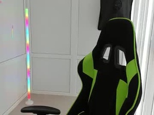 nightleaf_'s webcam