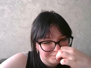 ninaglow's webcam