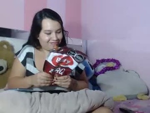 ninakisslovee's webcam