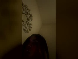 niyaloves_223's webcam