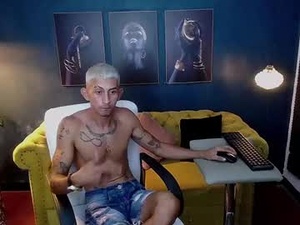 noah_luke's webcam