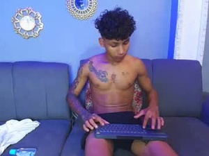 noah_smith77's webcam