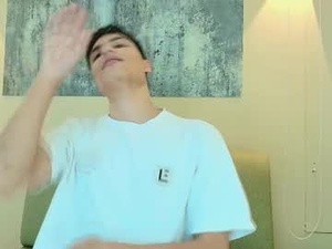 noah_vance2's webcam