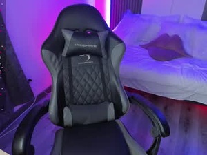 noahcryptic's webcam