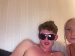 notyourstepmate's webcam
