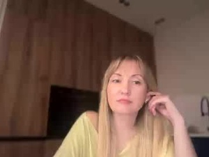 nuvellaa's webcam