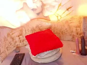 nylaroyale_cr's webcam