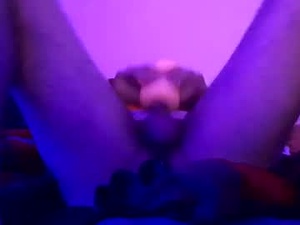 ohyeahbaby4949's webcam