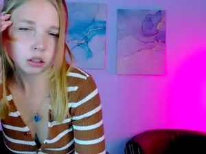 olivia_kit's webcam
