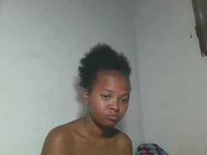ornellahhh's webcam