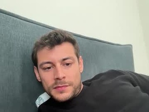 oursmalsecret's webcam