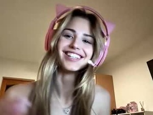 ozellagranville's webcam