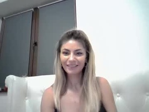 pamela051087's webcam