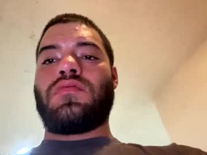 papi1269917348's webcam