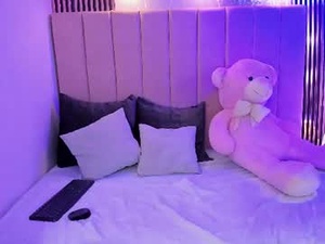 paris_honeyy's webcam