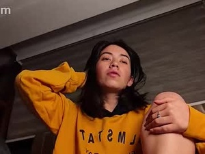 paulette_diaz_'s webcam