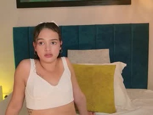 paulinasaint's webcam