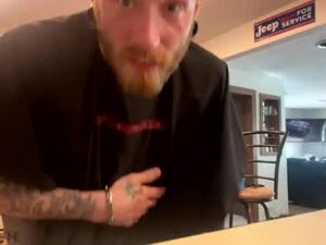 perfectwetfit's webcam