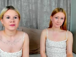 petalwings's webcam