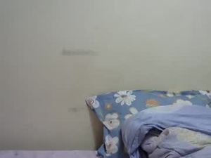 petite_auraa's webcam