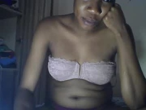 petite_sally's webcam
