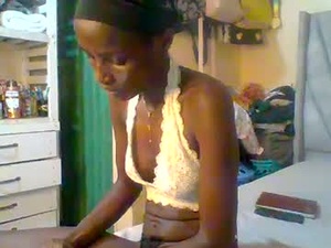 petiteedoll's webcam