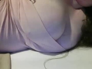 phatpussy42dd's webcam
