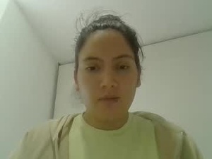 phoop_lilaa's webcam