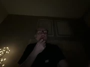 playthingwatchme's webcam