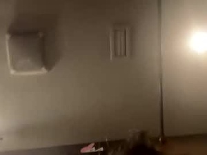 poundsquad305's webcam