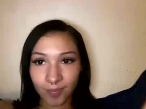 pr3ttynperla's webcam