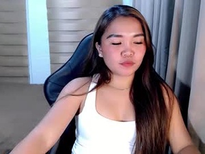pretty_pharsa's webcam