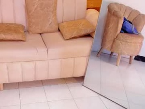 prettyboyy_13's webcam