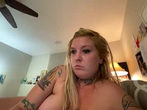 prettylittlegoddess's webcam