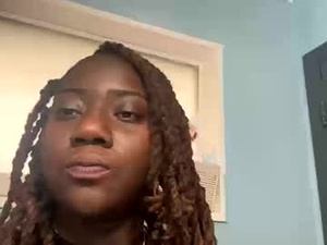 prettypussy2414's webcam