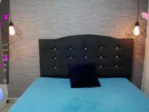 queen_perla_'s webcam